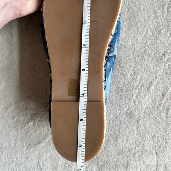 Valentino Garavani Camo Espadrilles Flats - Picture 12 of 14